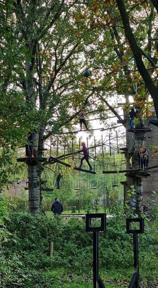 Het Huys Ewijk Mooi Luxe En Een Laadpaal Exterior photo