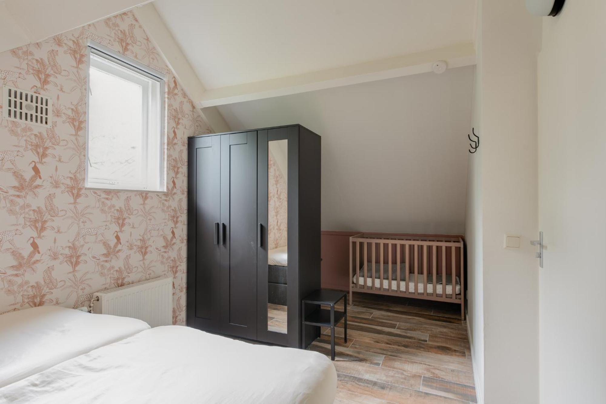 Het Huys Ewijk Mooi Luxe En Een Laadpaal Exterior photo