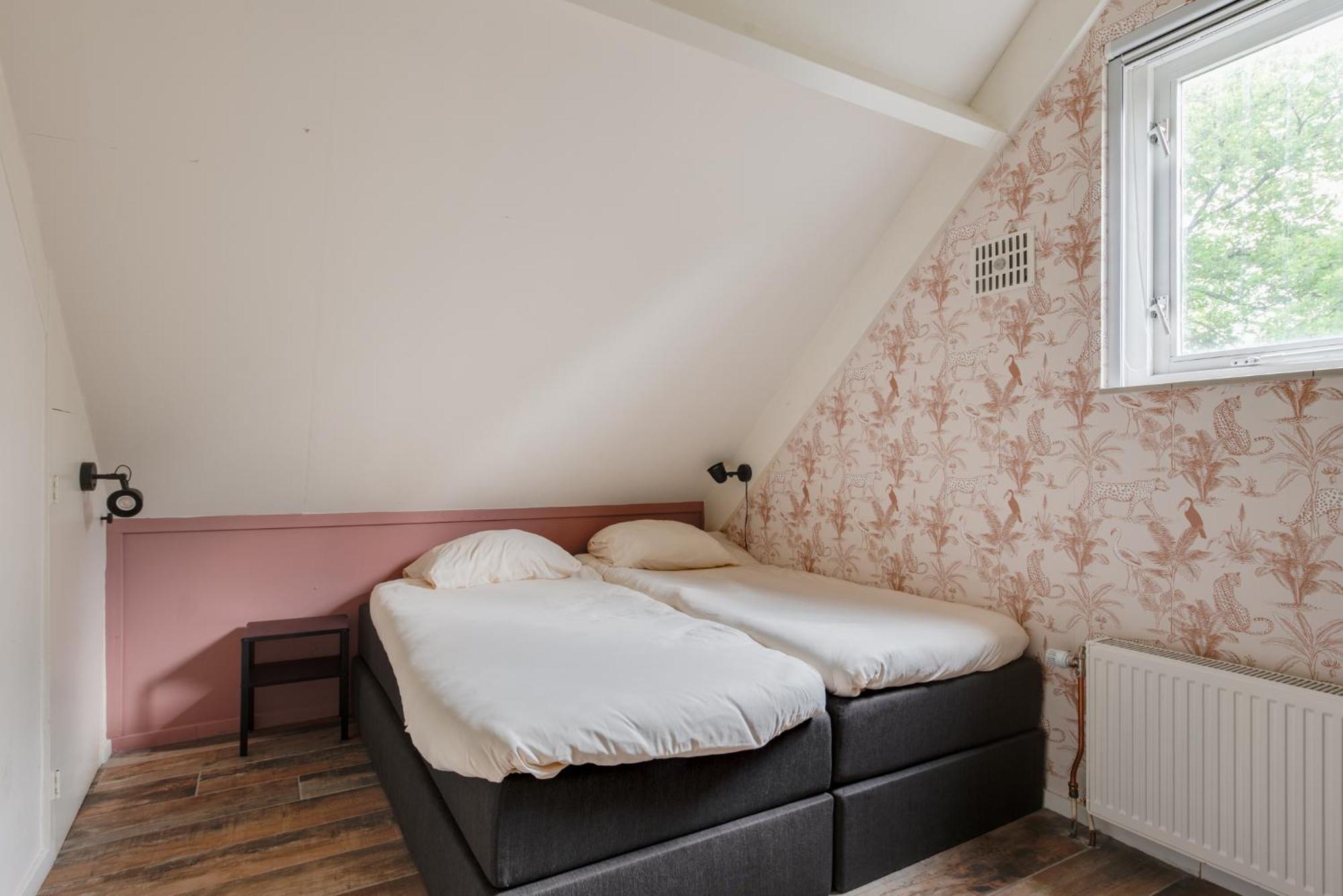 Het Huys Ewijk Mooi Luxe En Een Laadpaal Exterior photo
