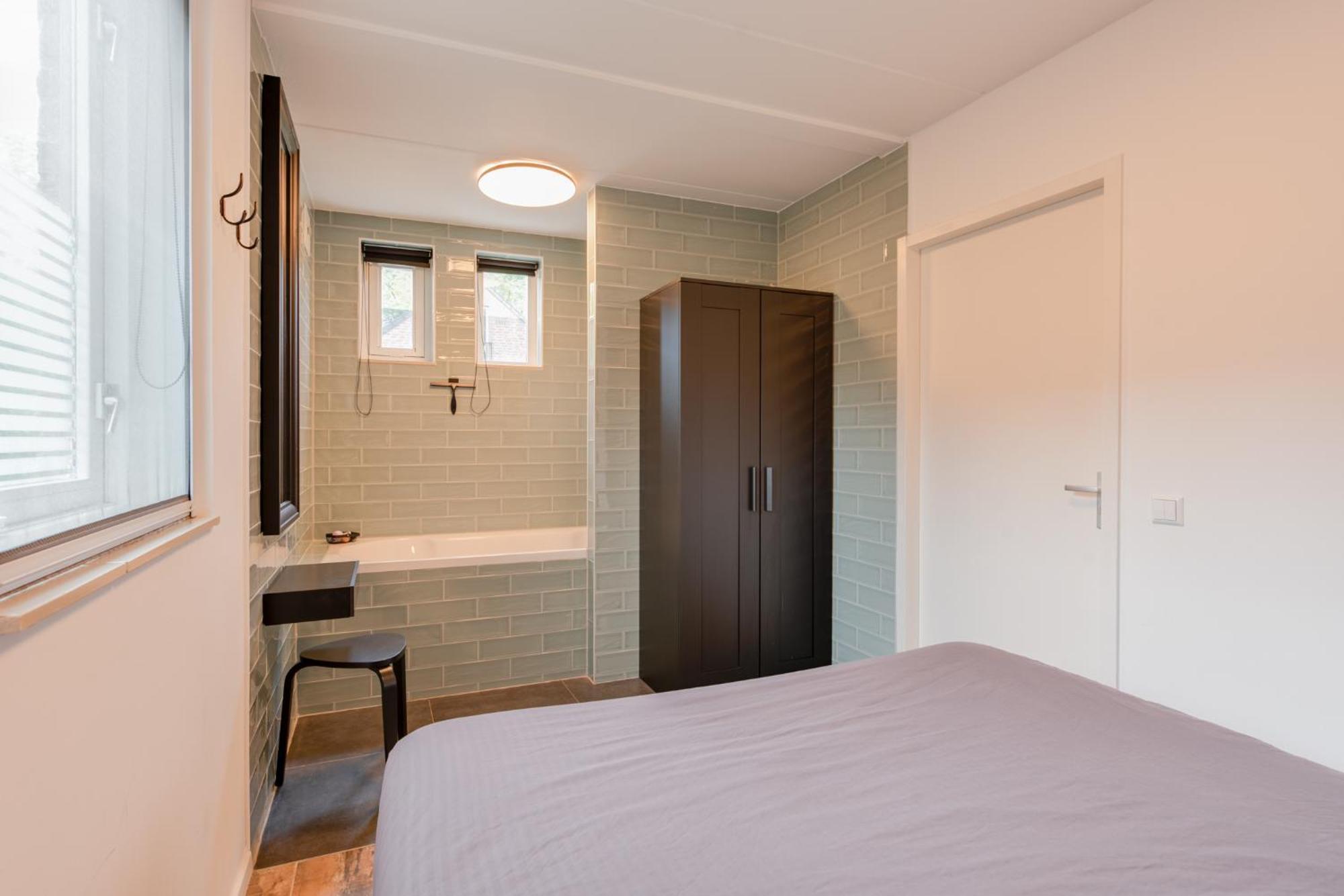 Het Huys Ewijk Mooi Luxe En Een Laadpaal Exterior photo