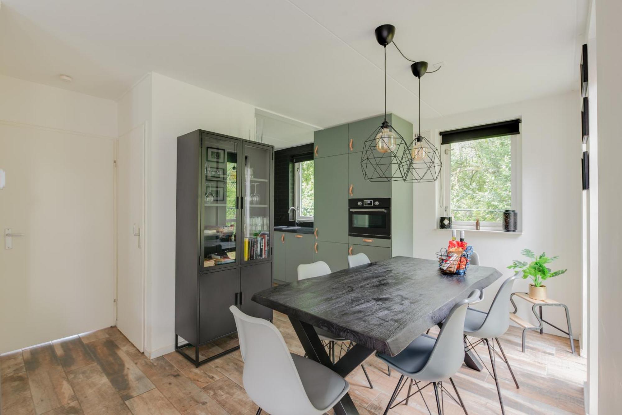 Het Huys Ewijk Mooi Luxe En Een Laadpaal Exterior photo