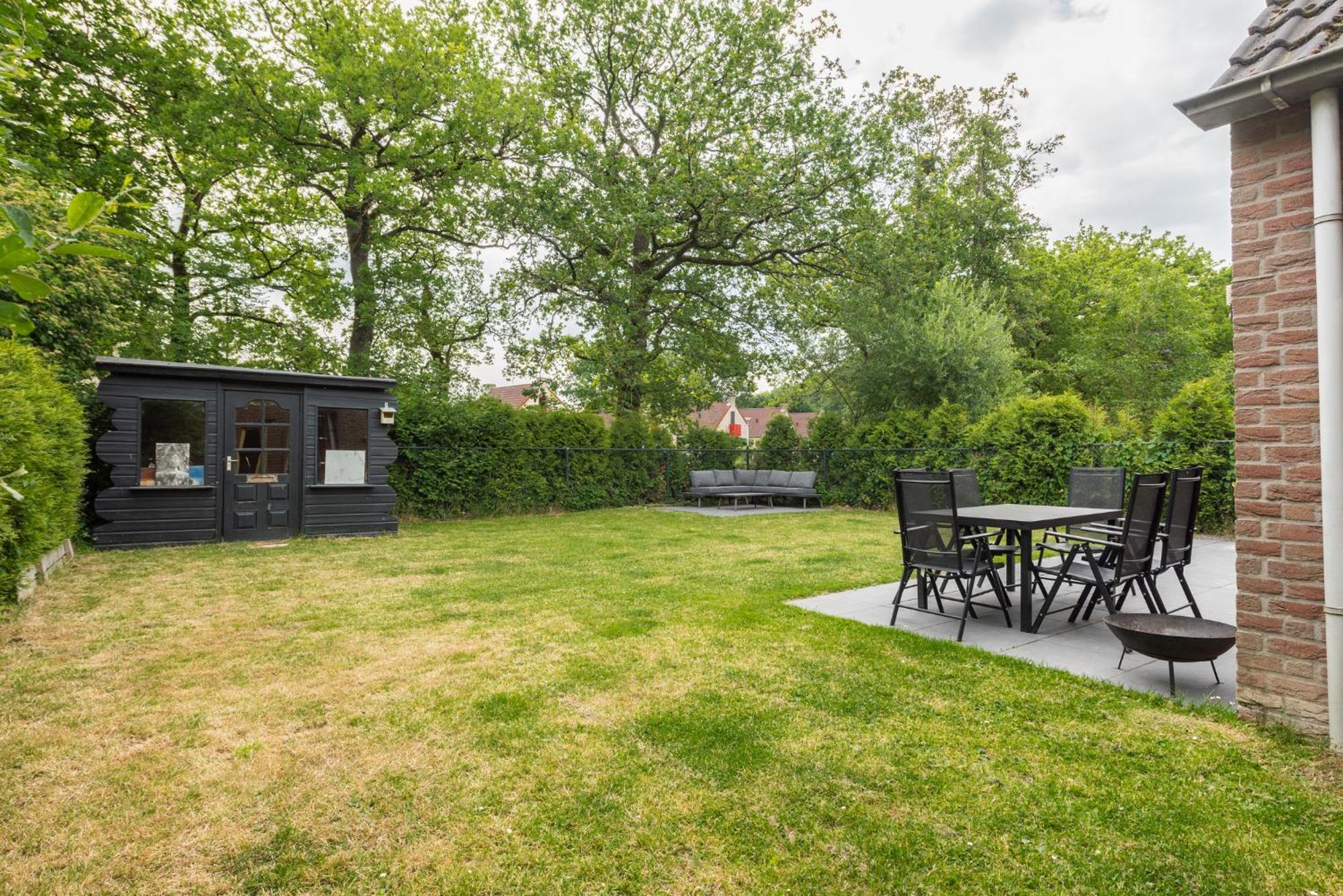 Het Huys Ewijk Mooi Luxe En Een Laadpaal Exterior photo